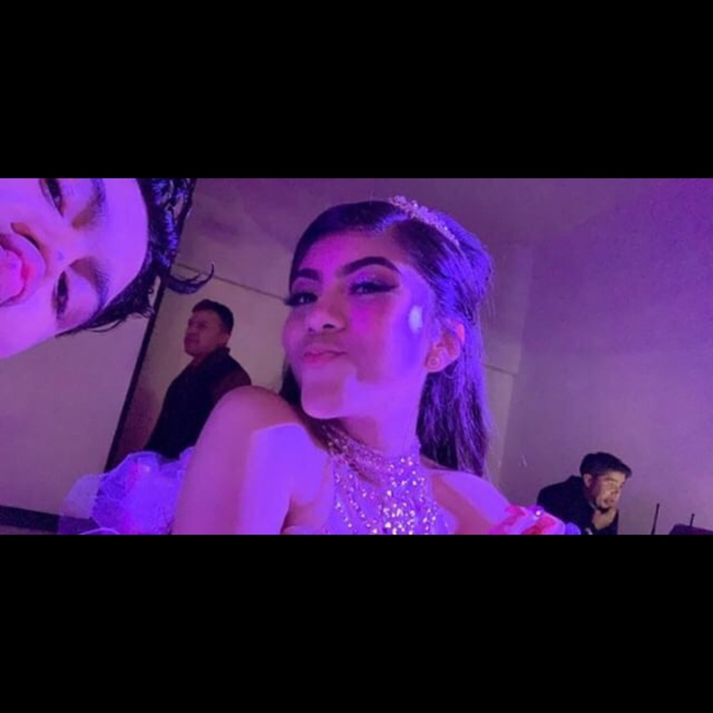 Meet your Posher, Denise